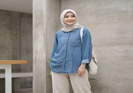 Kemeja Denim dan Hijab 5 Warna untuk Gaya Lebih Menarik