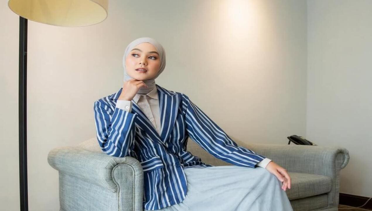 Stripes untuk Tampil Modis dan Profesional ke Kantor