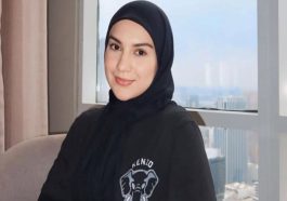 Irish Bella Inspirasi Gamis Hitam Elegan 2025