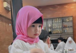 Ameena Hanna Gaya Hijab yang Lucu dan Menggemaskan