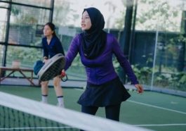 Aurel Hermansyah Tampil Sporty dan Modis Saat Main Padel