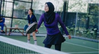 Aurel Hermansyah Tampil Sporty dan Modis Saat Main Padel
