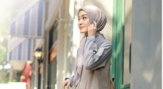 Midi Dress Hijab Kekinian untuk Tampilan Stylish dan Sopan