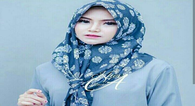 Hijab Motif Bunga 2025, Inspirasi 8 Model Batik Kekinian