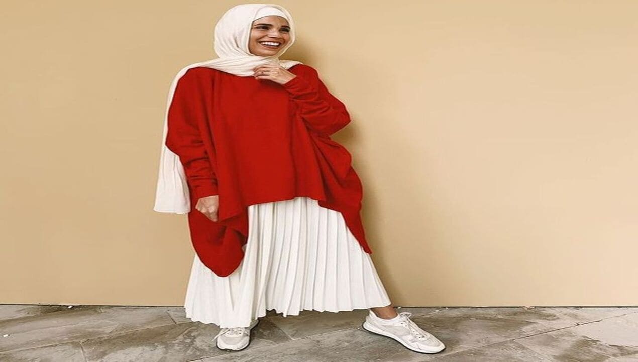 Outfit Hijab Merah Putih Artis, Mewah dan Elegan hingga Sporty
