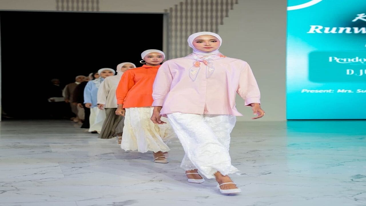 Kami. Rilis Koleksi Katla Pesan Kekuatan Wanita dan Inovasi Kain