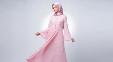 Tren Dress Panjang Muslim Kombinasi Plisket untuk Anak Muda