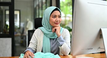 Strategi Padu Padan Hijab dan Gamis Anggun untuk Tampil Modis